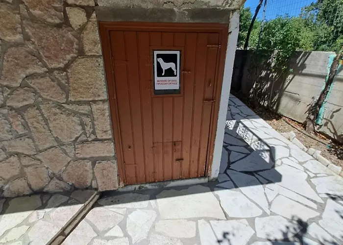 Holiday home παραδοσιακη λαζαρατα *