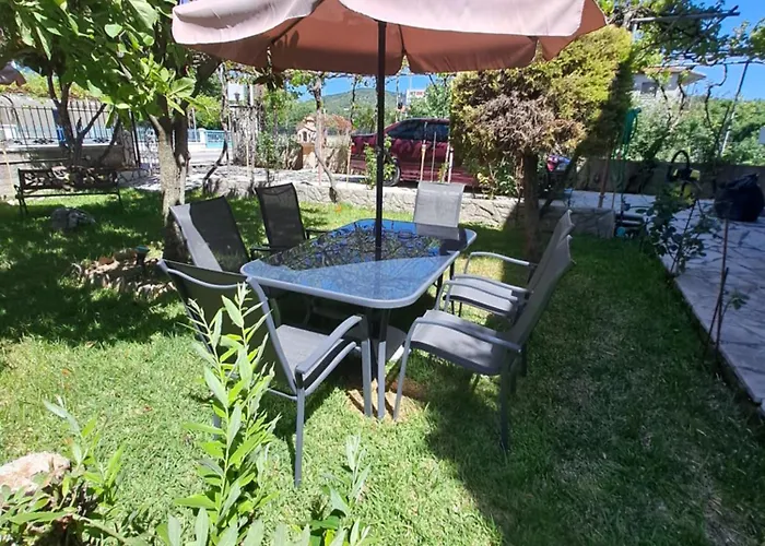 Holiday home παραδοσιακη λαζαρατα