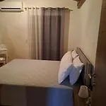 Hébergement de vacances παραδοσιακη λαζαρατα *