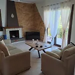 παραδοσιακη λαζαρατα Hébergement de vacances *