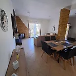 παραδοσιακη λαζαρατα Hébergement de vacances Lazaráta
