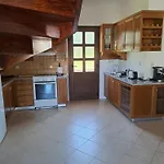 Hébergement de vacances παραδοσιακη λαζαρατα