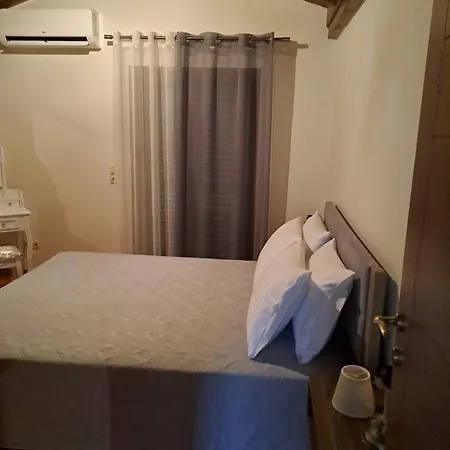 Holiday home παραδοσιακη λαζαρατα *