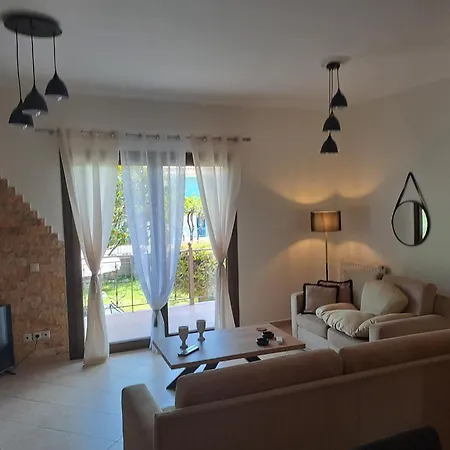 Holiday home παραδοσιακη λαζαρατα *