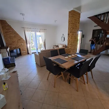 παραδοσιακη λαζαρατα Holiday home Lazarata