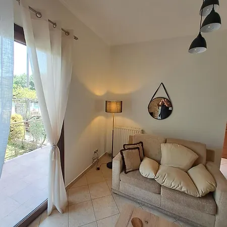 Holiday home παραδοσιακη λαζαρατα Lazarata