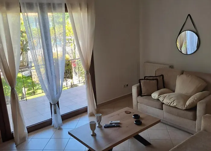 Prázdninový dům παραδοσιακη λαζαρατα *