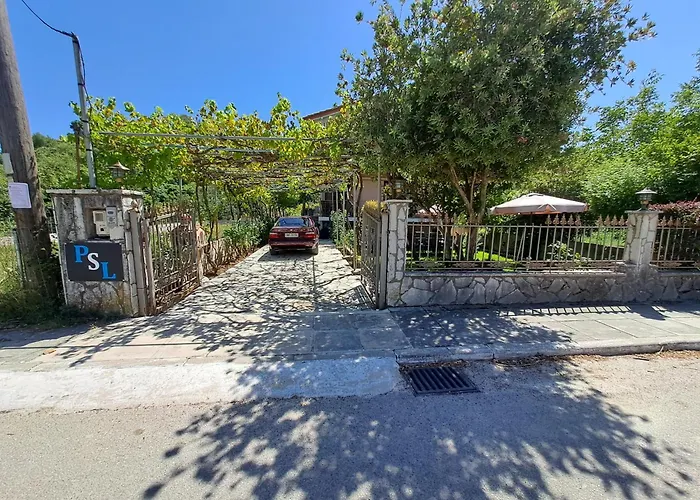 παραδοσιακη λαζαρατα *